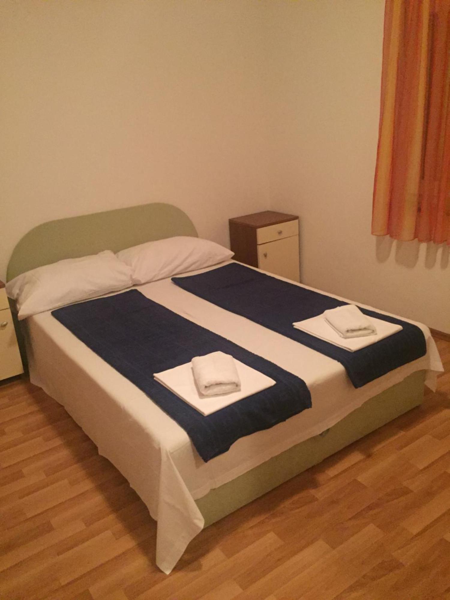 Apartments Vidovic ポヴリャナ 部屋 写真