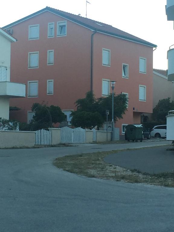 Apartments Vidovic ポヴリャナ エクステリア 写真